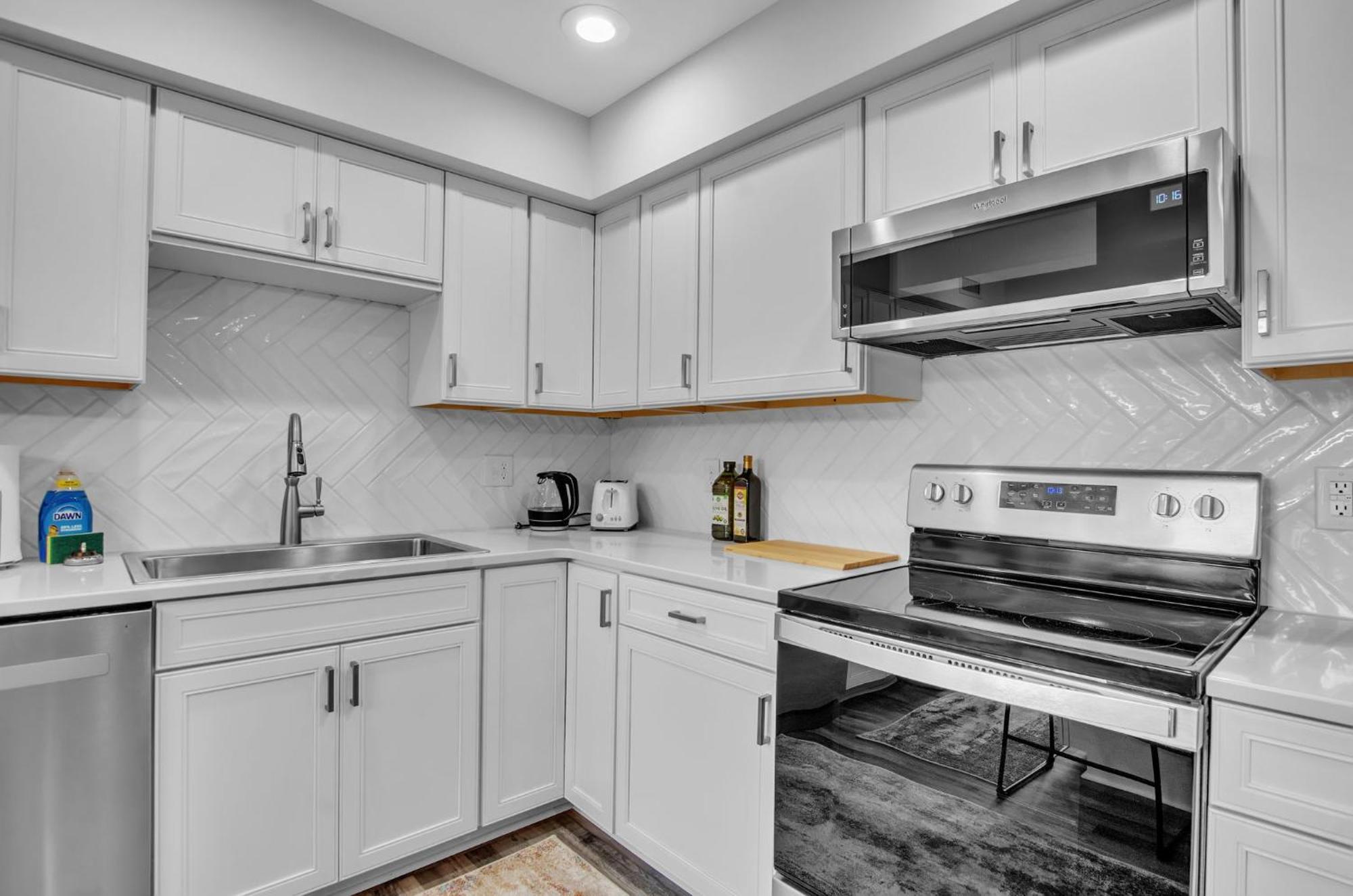 Family Townhouse With Fireplace Еликотвил Екстериор снимка