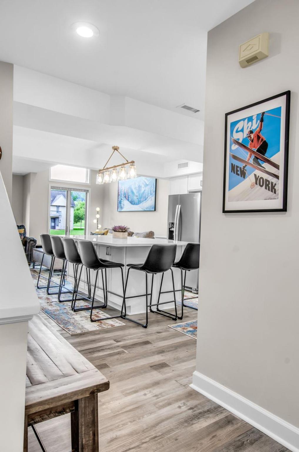 Family Townhouse With Fireplace Еликотвил Екстериор снимка