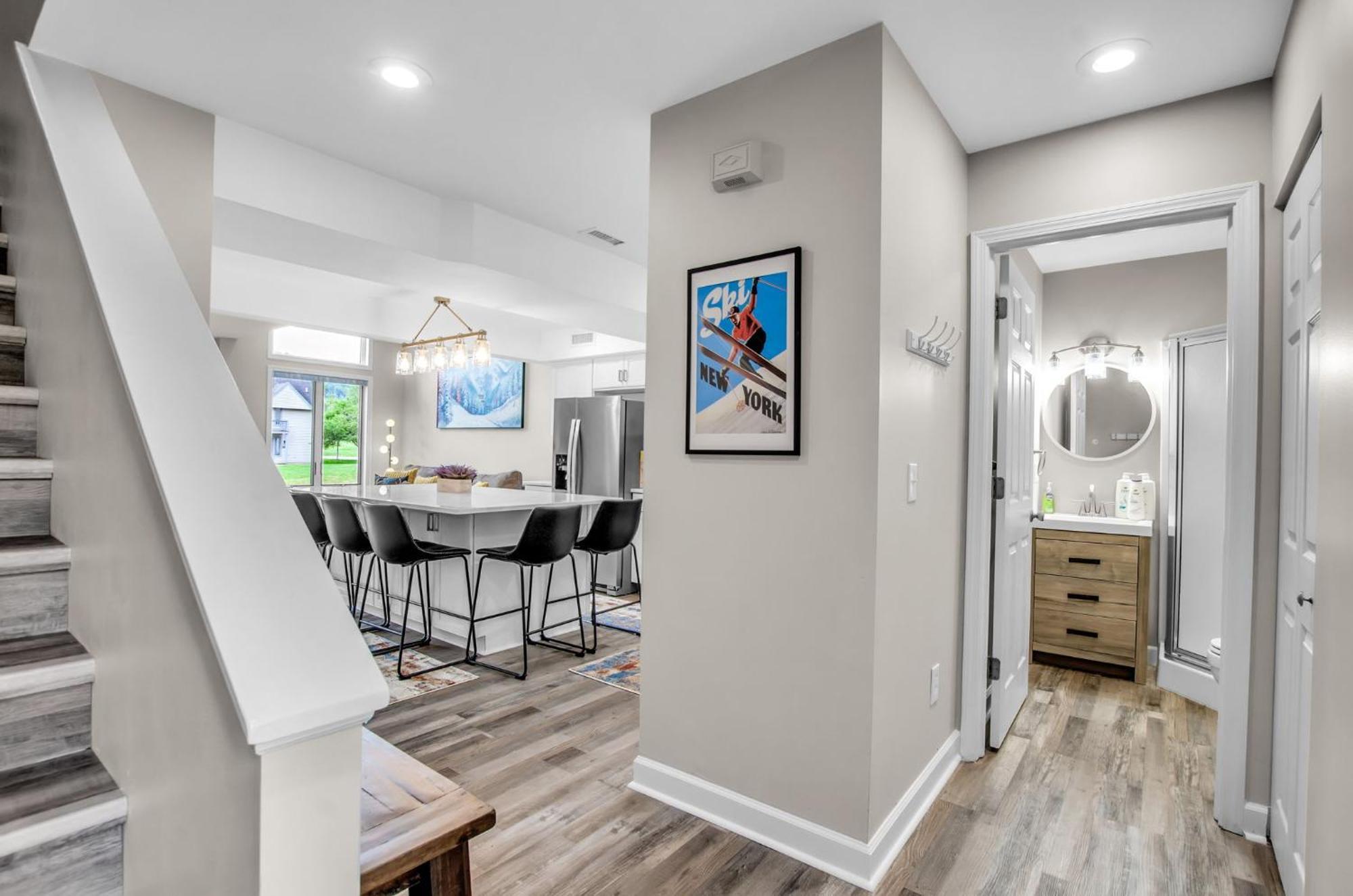 Family Townhouse With Fireplace Еликотвил Екстериор снимка
