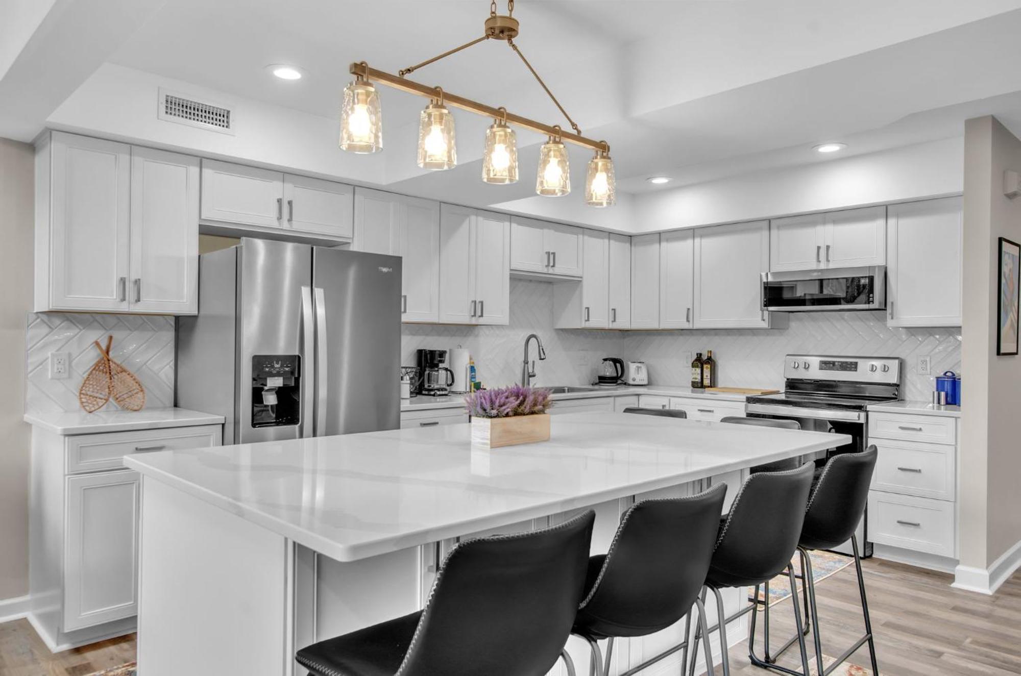 Family Townhouse With Fireplace Еликотвил Екстериор снимка